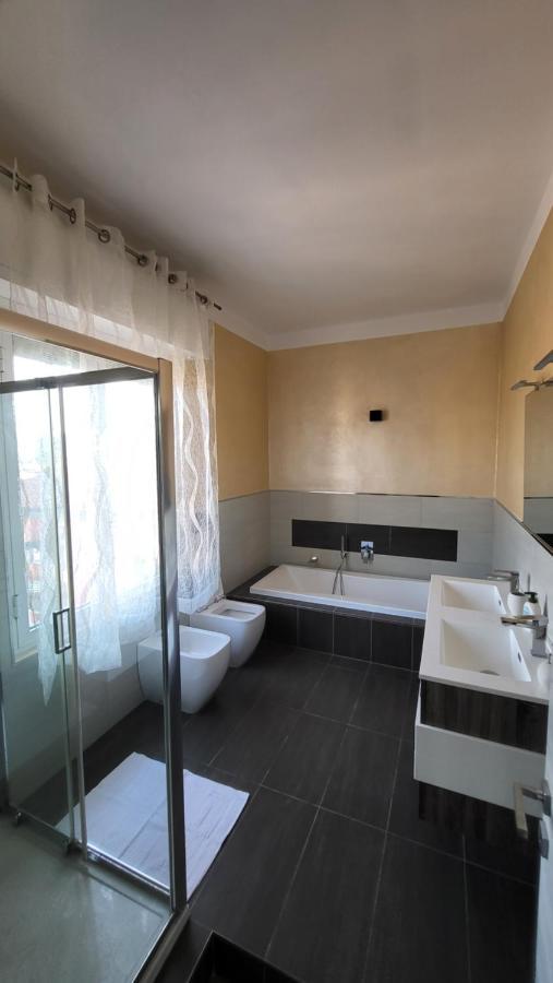 La Casa Del Buonviaggio Apartment La Spezia Luaran gambar